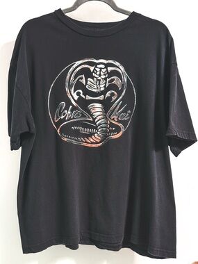 Cobra Kai Graphic Tee Black Snake Logo T Shirt 2XL Licensed